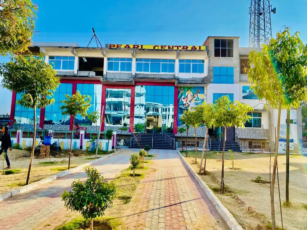 Pearl Central Academy