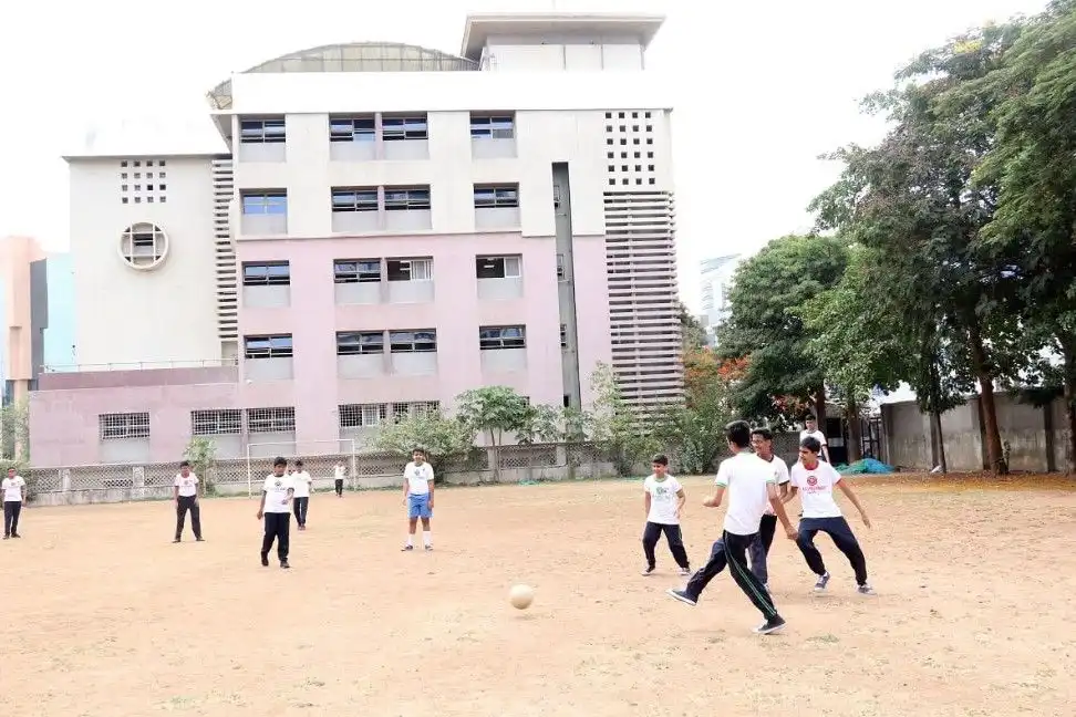 Vasudev C Wadhwa Arya Vidya Mandir School