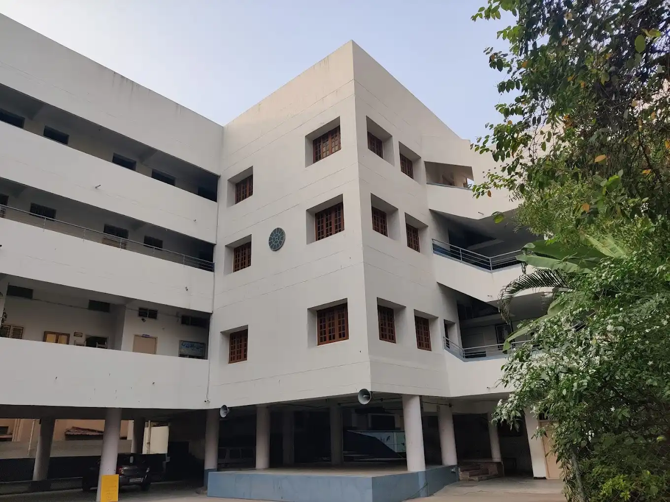The Mothers Integral School The Mothers Integral School